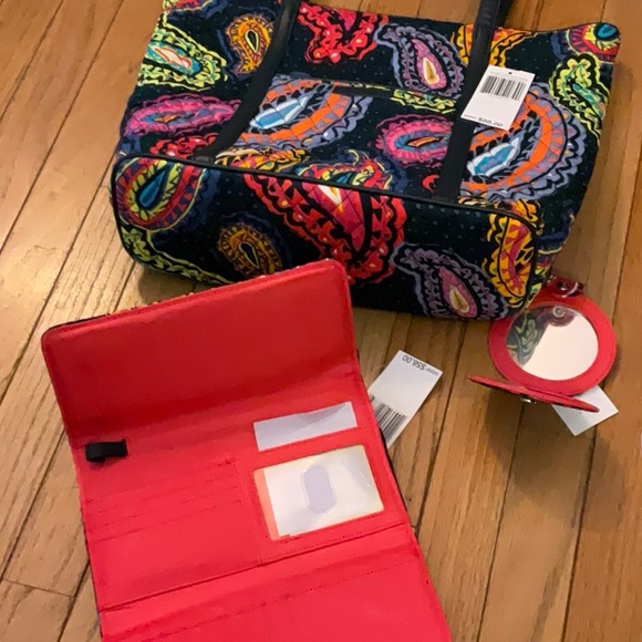 Small trimmed Vera, wallet, and matching mirror in Twilight Paisley. - Picture 3 of 3